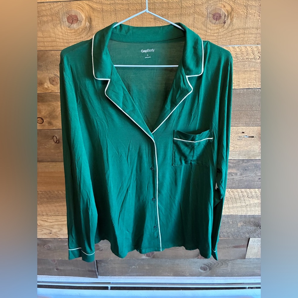 Green Button-Up Pajama Top and Bottoms Sleep Set